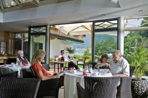 Landhaus Strobl Am See Hotel