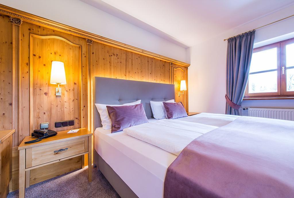Landhaus Strobl Am See Hotel 3*