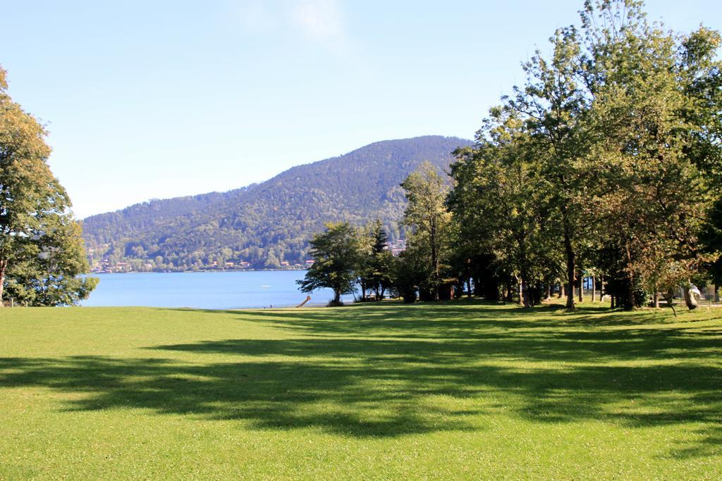 Отель Landhaus Strobl Am See Бад-Висзе